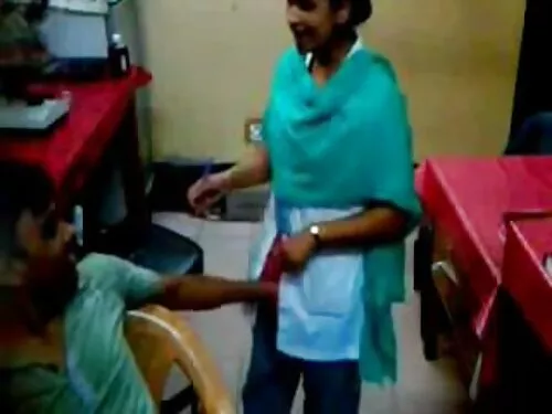 Kawaii જાપાનીઝ ચીયરલ ...