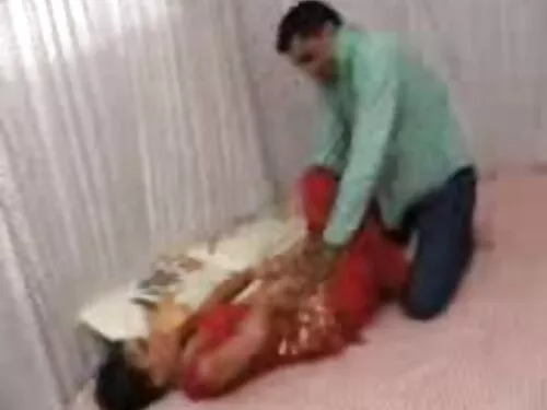 સ્ટોકિંગ્સમાં સ્વૈચ્ ...