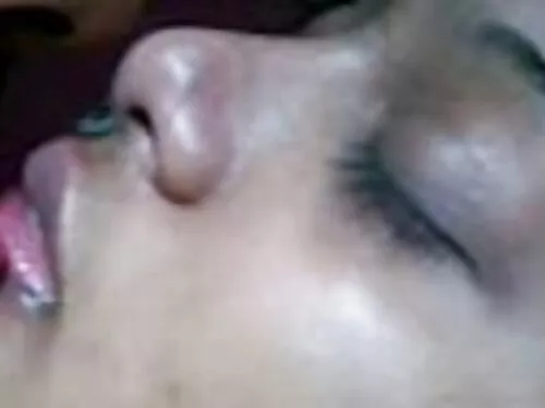 બૂટી ચેસ્ટનટ નીમ્ફો  ...