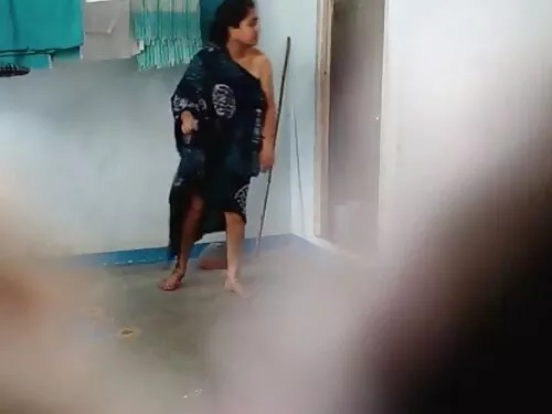સુંદર કોણ વાયા Lasci ...